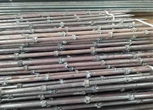 张港镇隧道钢花管